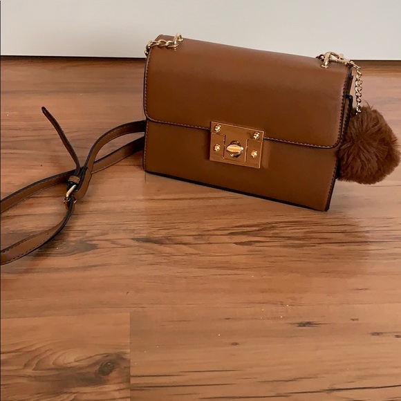 Super Cute Purse! - Picture 2 of 4